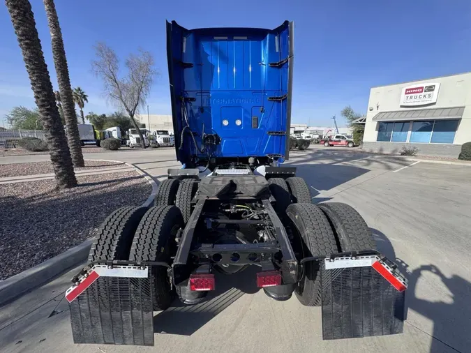 2022 International LT625