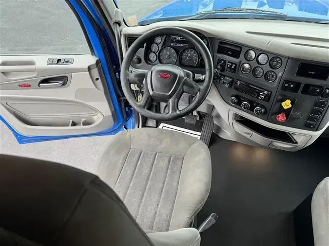 2019 PETERBILT 579