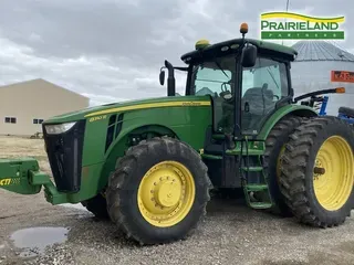 2011 John Deere 8310R