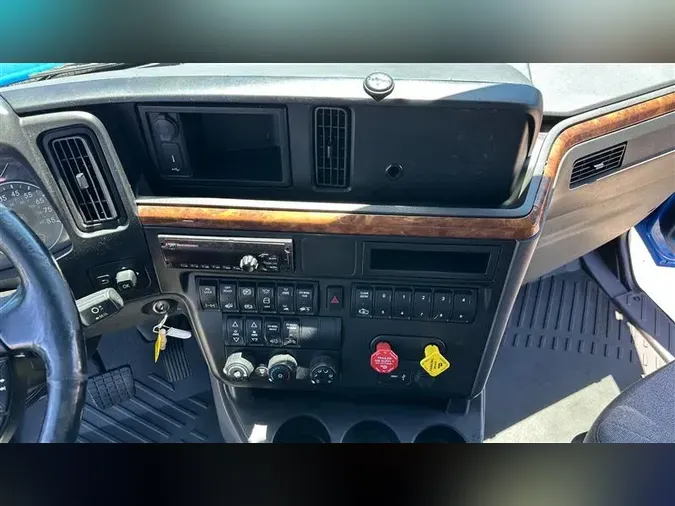 2020 INTERNATIONAL LT625