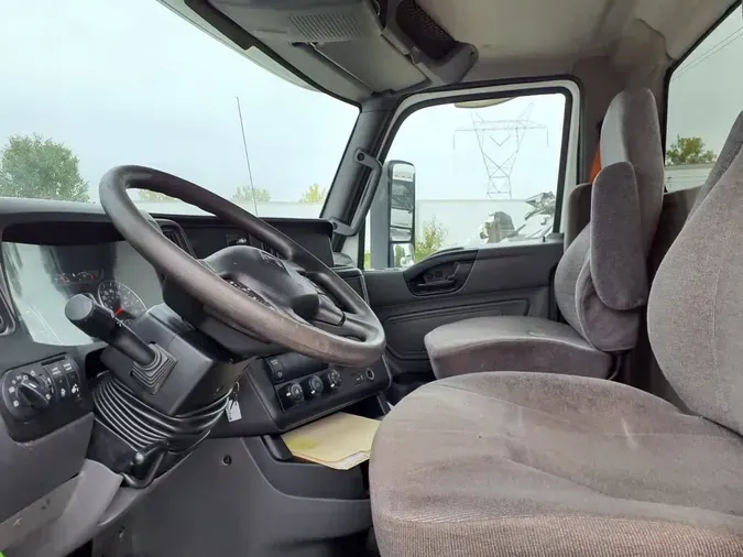 2019 NAVISTAR INTERNATIONAL LT625 DAYCAB T/A3395f75455ac700bcdfd594663e28d0e