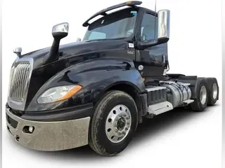 2021 International LT625