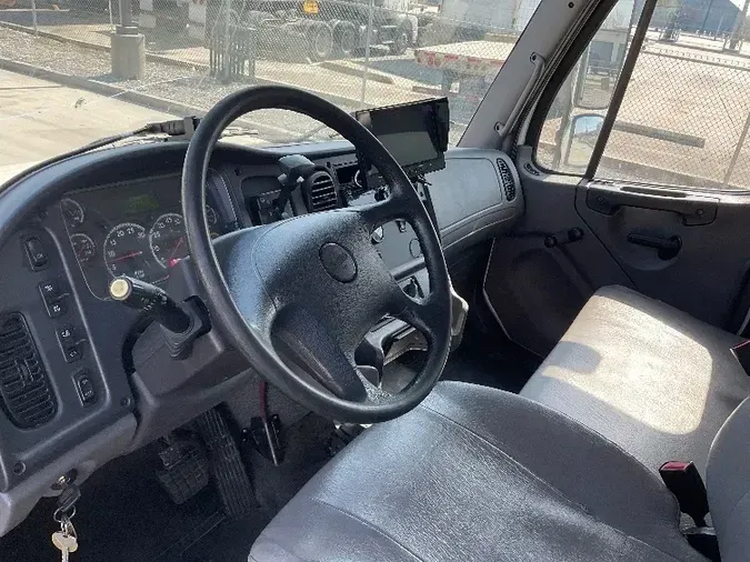 2019 Freightliner M2