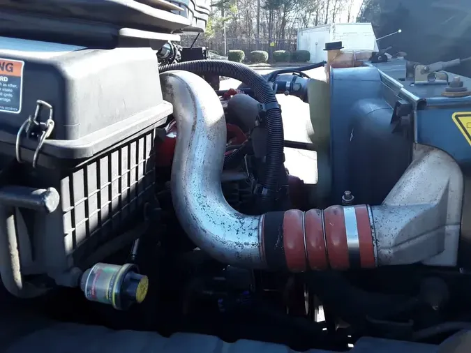 2020 NAVISTAR INTERNATIONAL MV607 (4X2)