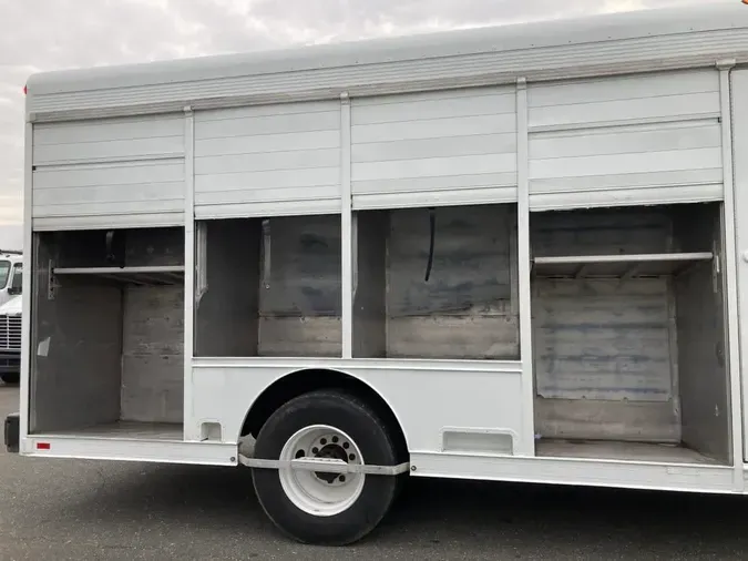 2014 FREIGHTLINER/MERCEDES M2 106339cb925571fcab511907603a85f4f34