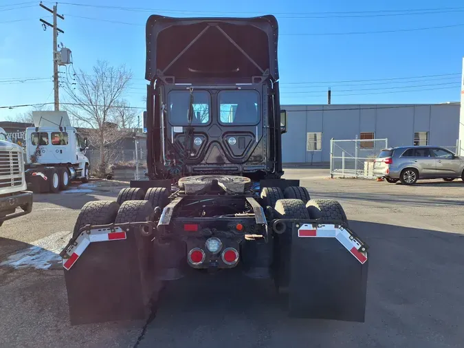 2017 FREIGHTLINER/MERCEDES CASCADIA 125