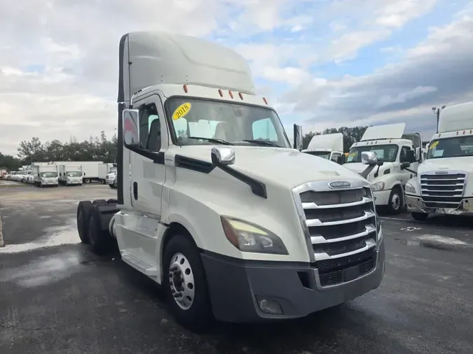 2018 FREIGHTLINER/MERCEDES NEW CASCADIA PX12664339f048996c6e5ac80672515cd76dab3