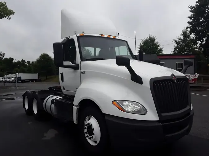 2020 NAVISTAR INTERNATIONAL LT625 DAYCAB T/A
