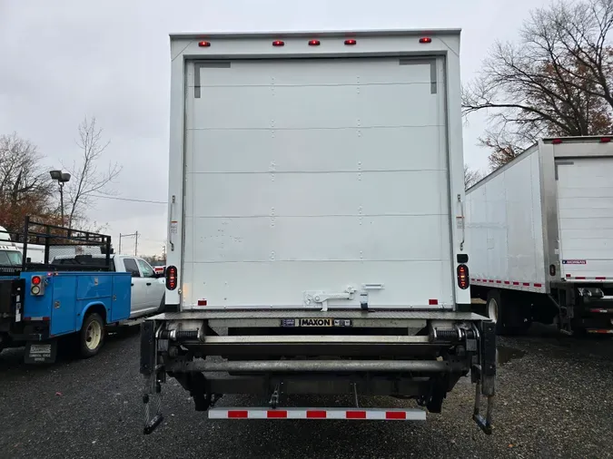 2019 FREIGHTLINER/MERCEDES M2 106