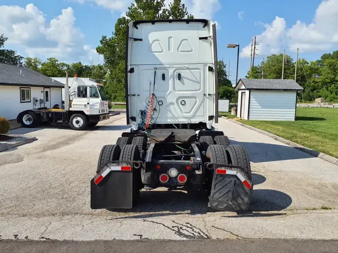 2019 FREIGHTLINER NEW CASCADIA PX12664