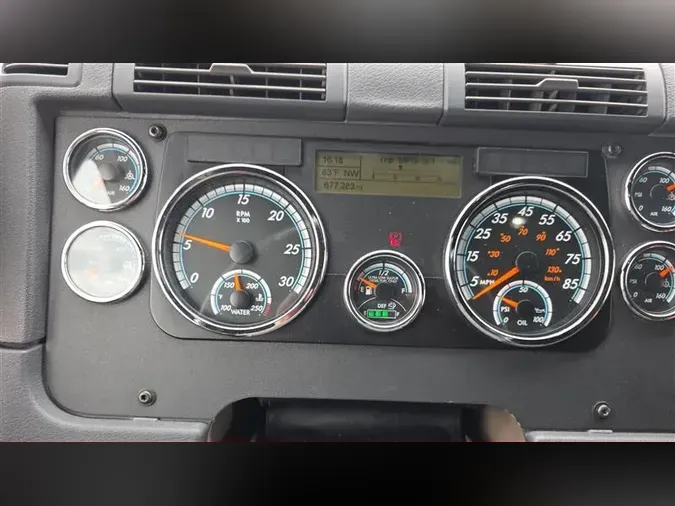 2018 FREIGHTLINER CASCADIA EVOLUTION