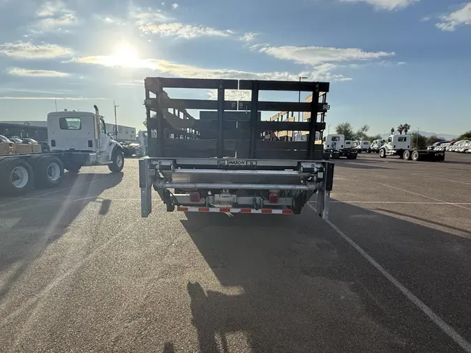 2020 Peterbilt 33733a4563f398da48382a02cea7e49ffbc