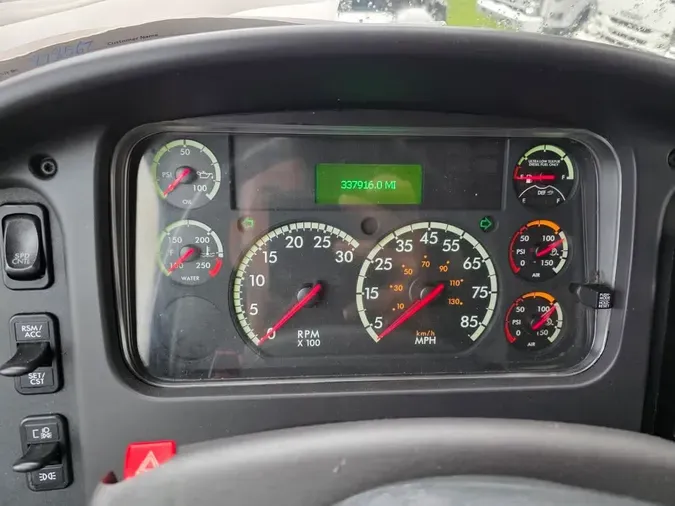 2018 FREIGHTLINER M2 106