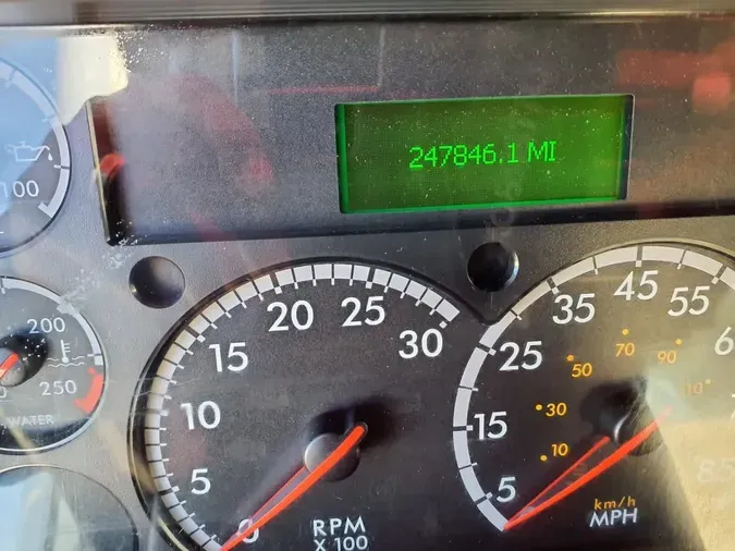 2020 FREIGHTLINER/MERCEDES M2 106