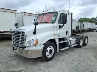2017 FREIGHTLINER/MERCEDES CASCADIA 125