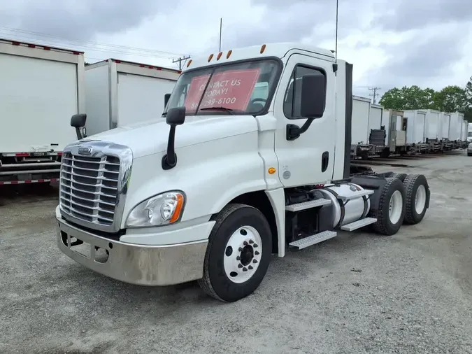2017 FREIGHTLINER/MERCEDES CASCADIA 12533a70b2ccf4d28b8568a272dc877e6ec