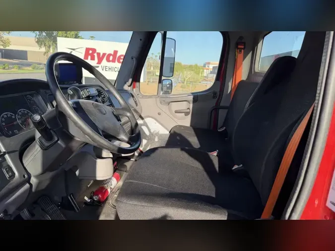 2020 FREIGHTLINER/MERCEDES M2 106