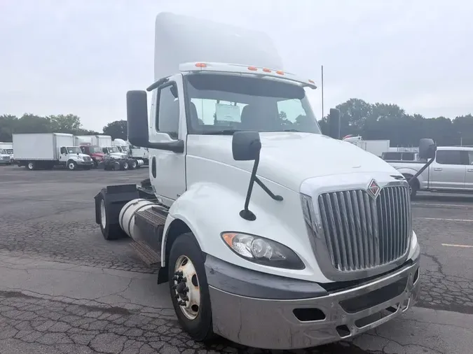 2020 NAVISTAR INTERNATIONAL RH613 DAYCAB S/A