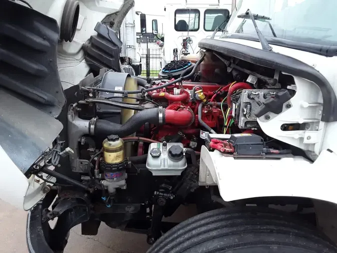 2019 FREIGHTLINER/MERCEDES M2 106
