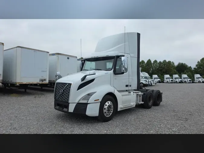 2019 Volvo VNL300