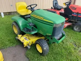 1996 John Deere 345