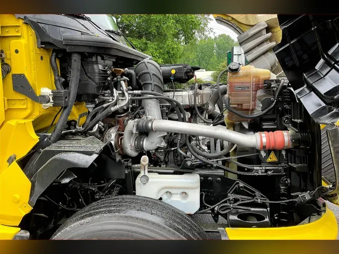 2021 INT LT625 6x4