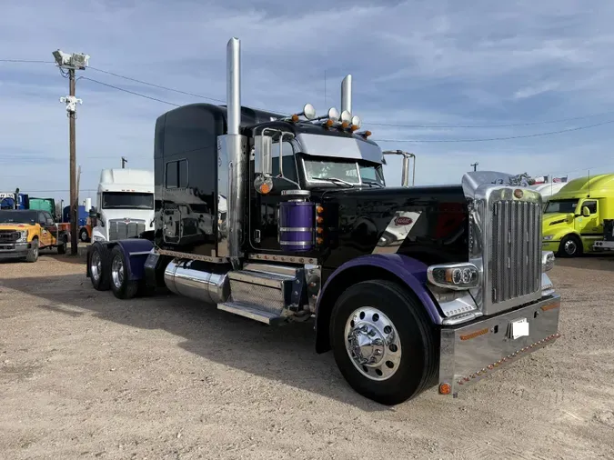 2024 Peterbilt 389