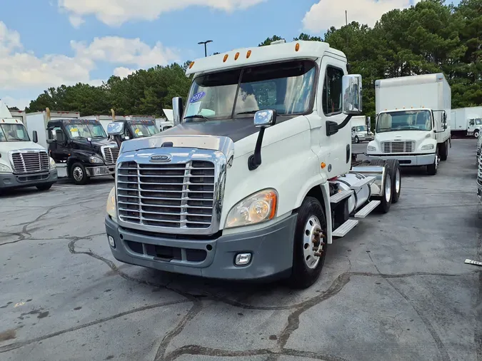 2017 FREIGHTLINER/MERCEDES CASCADIA 125