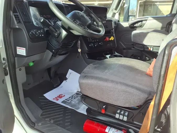 2020 NAVISTAR INTERNATIONAL LT625 SLPR CAB