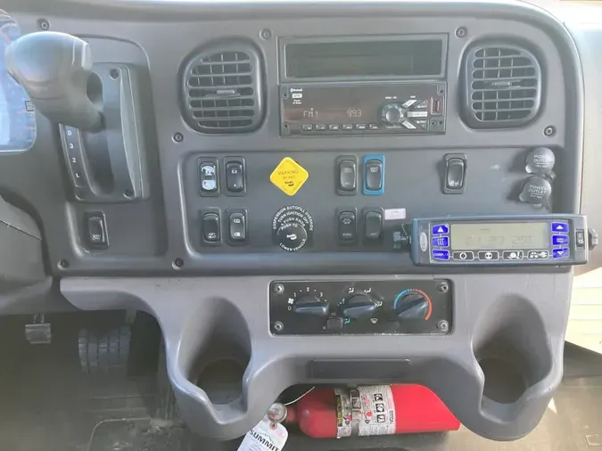 2020 FREIGHTLINER/MERCEDES M2 106