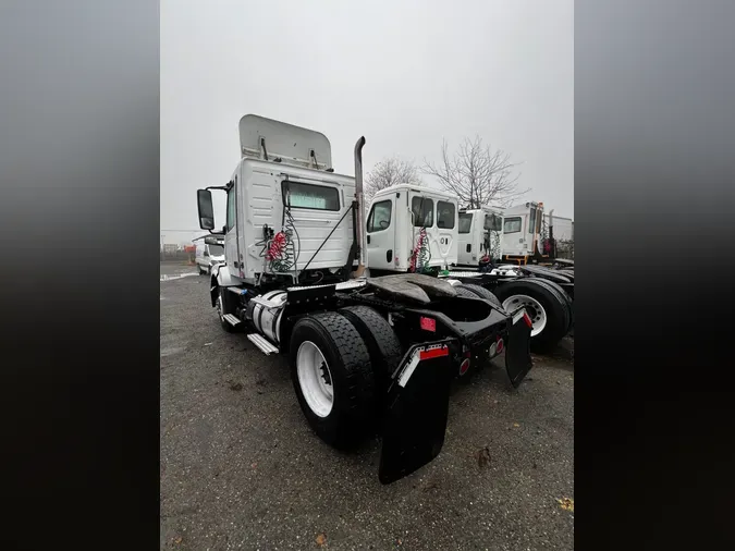 2016 VOLVO VNL42TRACTOR