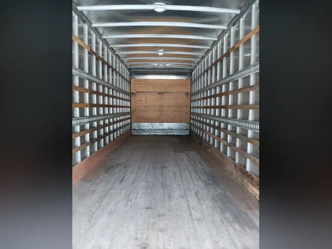 2020 FREIGHTLINER M2 106