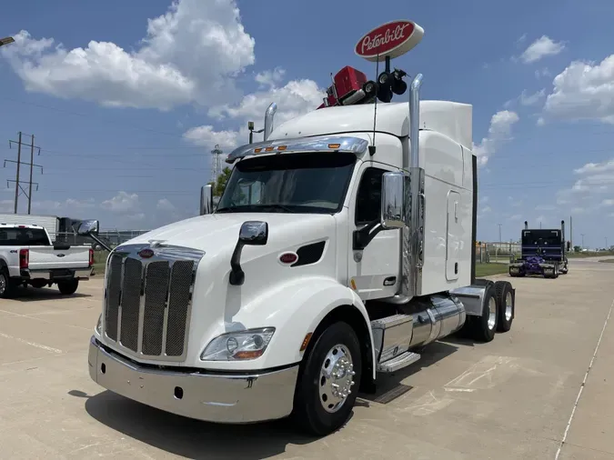 2021 Peterbilt 579