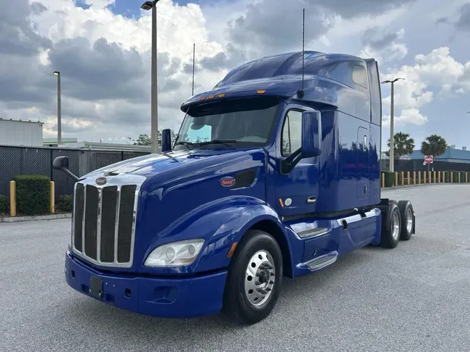 2022 Peterbilt 579