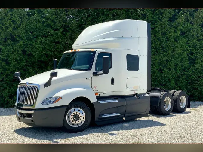 2022 INT LT625 6x4