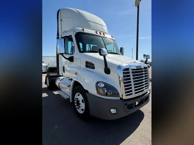 2019 FREIGHTLINER/MERCEDES CASCADIA 11333c83e7bb771a3ad85a82ccef13d13d2