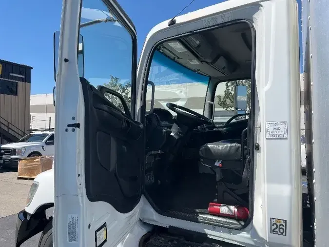 2017 Hino Truck 268