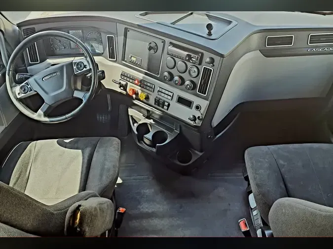 2020 FREIGHTLINER NEW CASCADIA PX12664