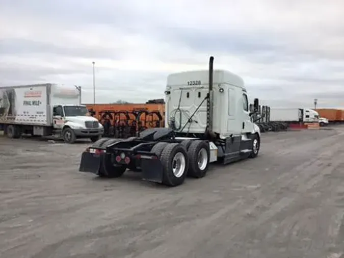 2020 Freightliner Cascadia