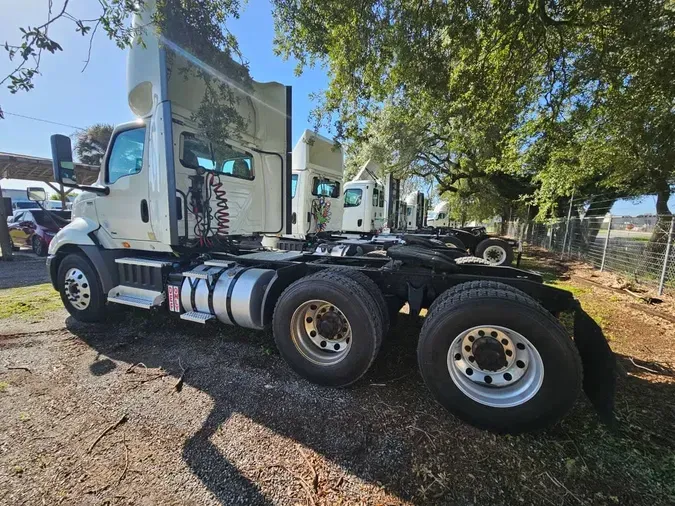 2020 NAVISTAR INTERNATIONAL RH613 DAYCAB T/A