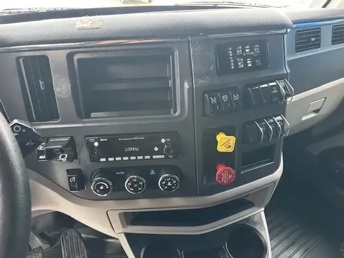 2024 Peterbilt 579