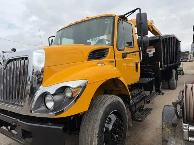 2010 INTERNATIONAL WORKSTAR 7300