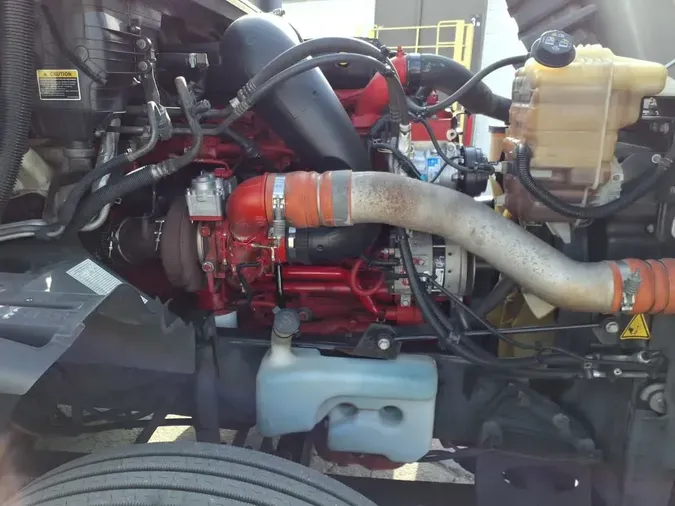 2020 NAVISTAR INTERNATIONAL LT625 SLPR CAB