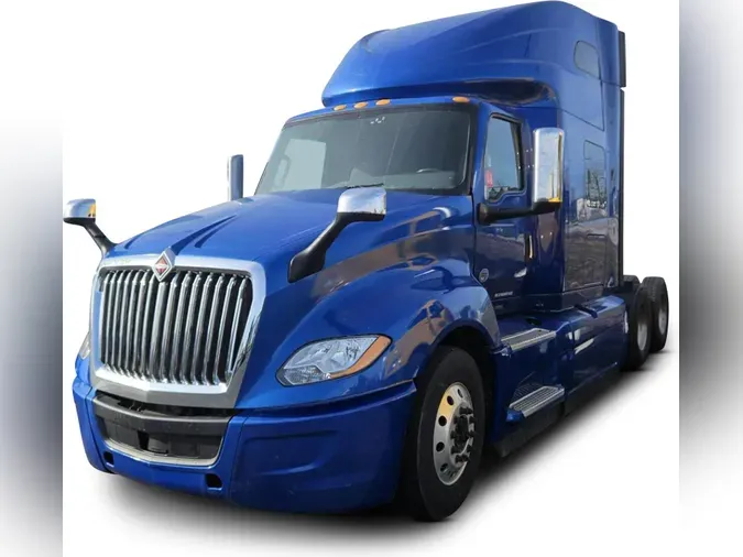 2022 International LT62533e28f8608f4efd77cf4a3f489eb9552