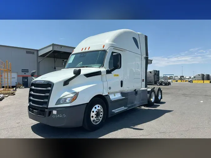 2023 Freightliner Cascadia 126