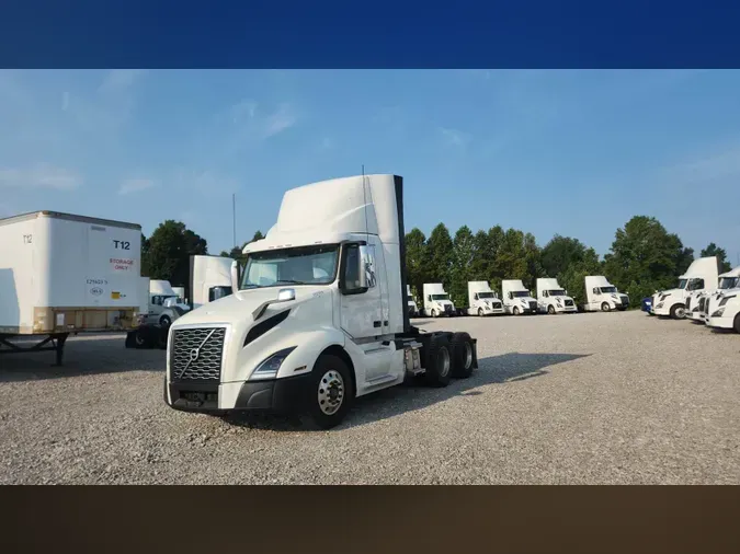 2019 Volvo VNL300