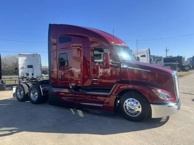 2024 Kenworth T680