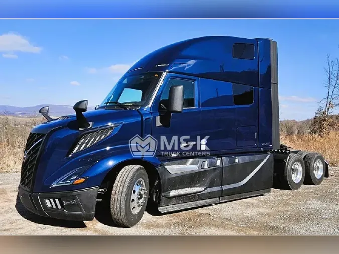 2025 VOLVO VNL64Tv0433e9eceead57655ec6028fb296e604aa