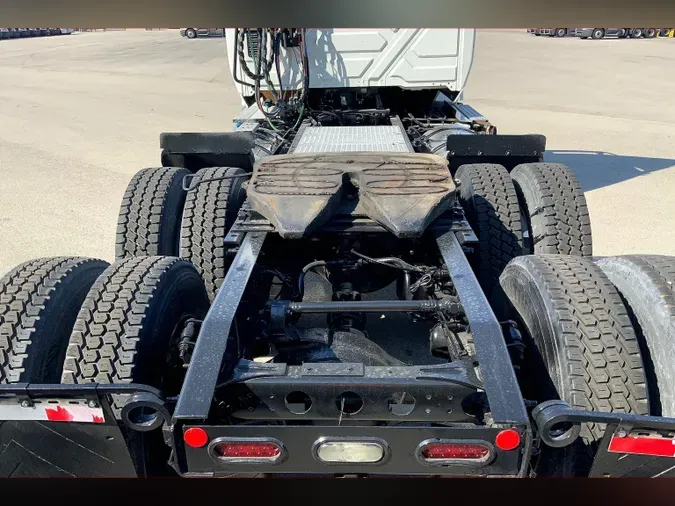 2019 INT LT625 6x4