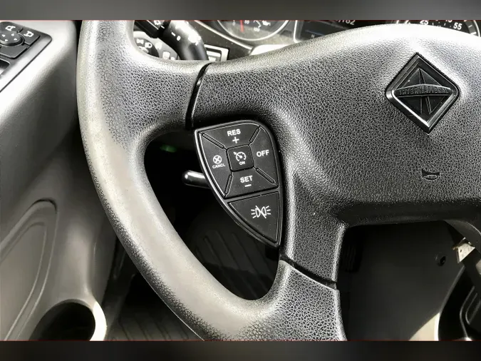 2022 INT LT625 6x4